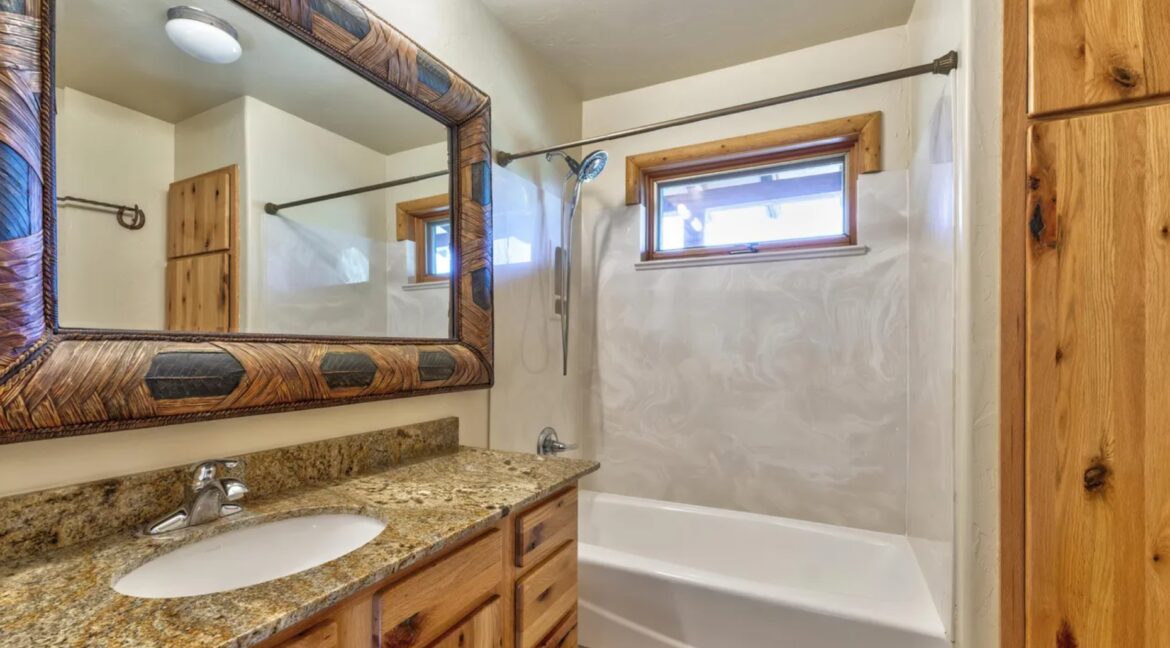 5500 Lonesome Hawk Dr 86305 33